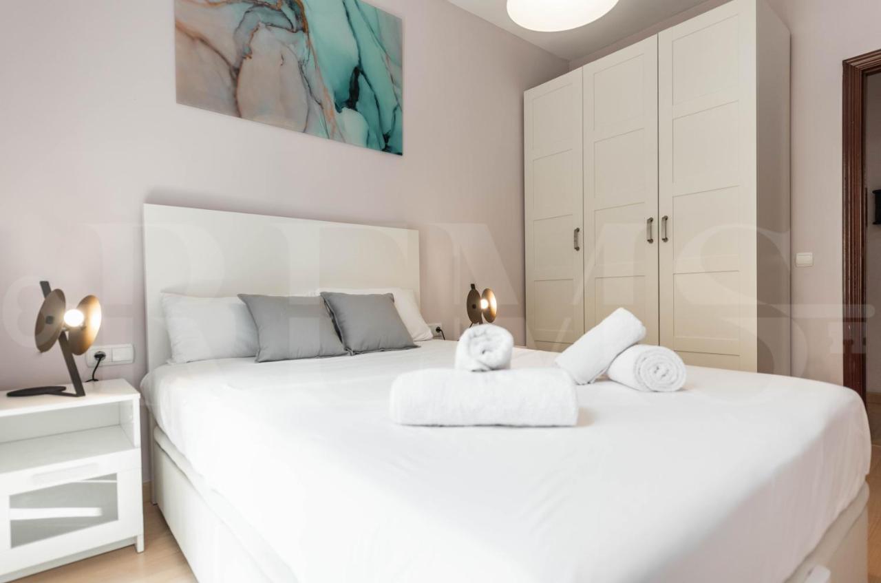 Inviting Apartment In The Heart Of Malaga By Rems Extérieur photo