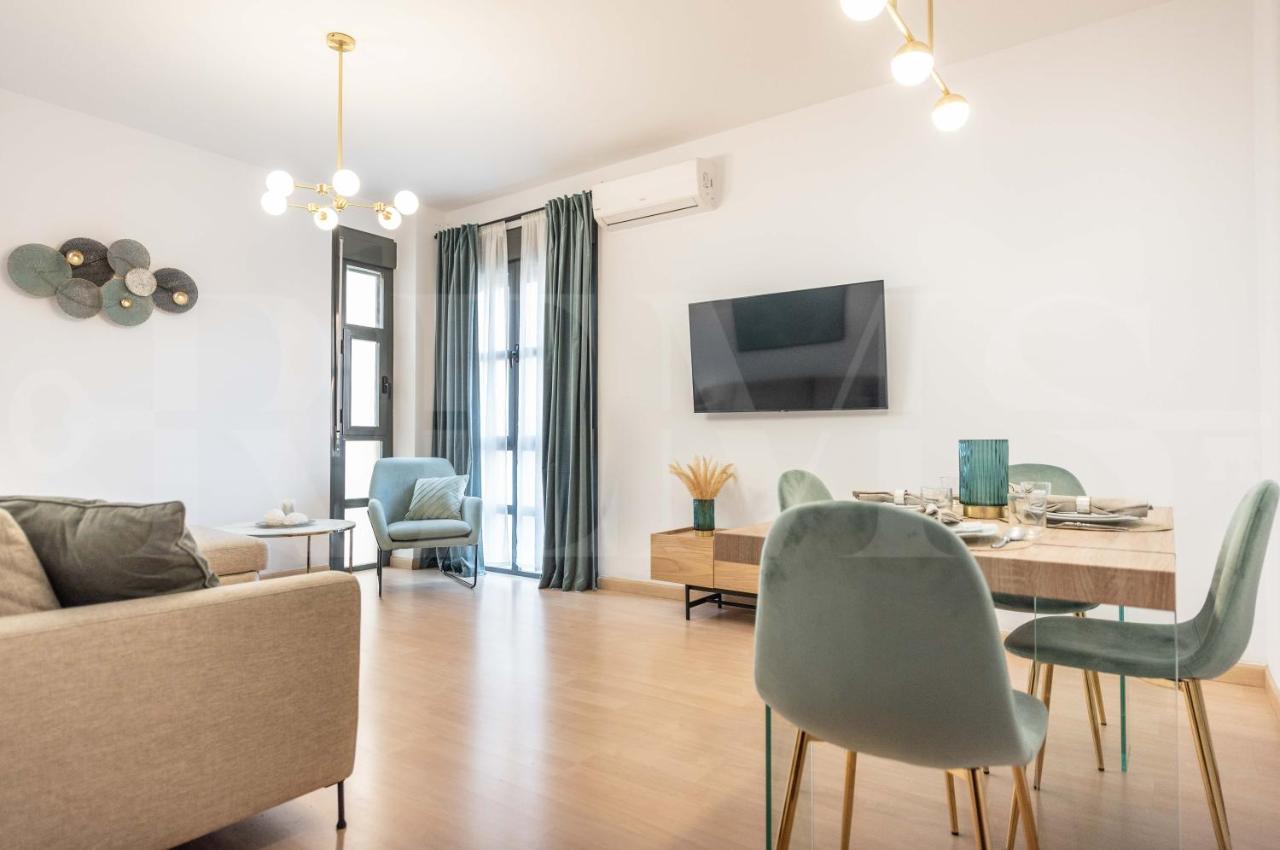 Inviting Apartment In The Heart Of Malaga By Rems Extérieur photo